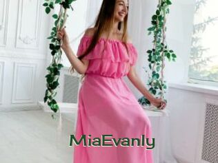 MiaEvanly