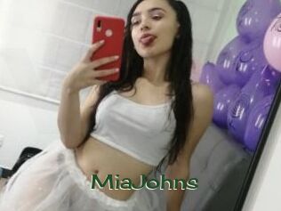 MiaJohns