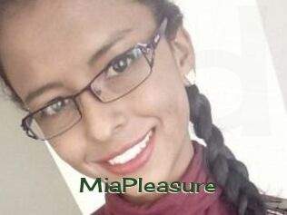 Mia_Pleasure