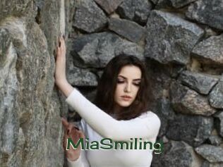 MiaSmiling