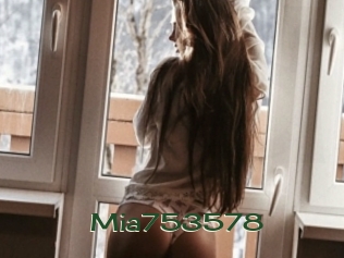 Mia753578