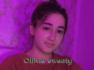 Ollivie_sweaty