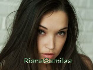 RianaSamiles