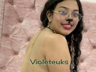 Violeteuks